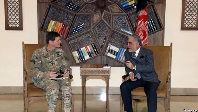 عبدالله عبدالله خواهان همکاری امریکا در ۲۰۱۷ با نیروهای افغان شد